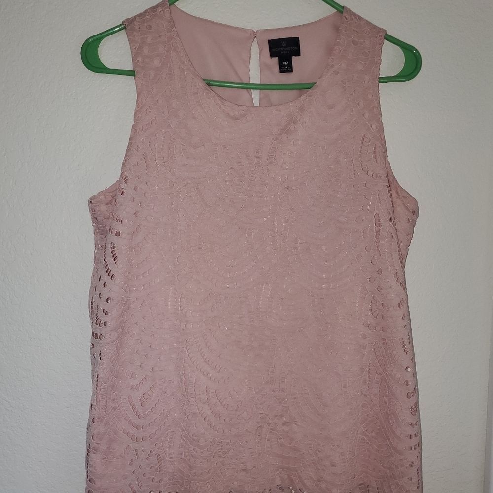 Sleeveless swoopneck top